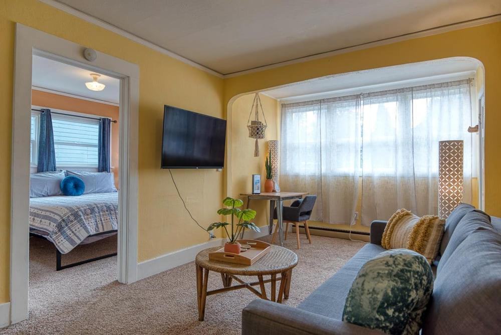 #Stayinmydistrict Heritage House Apt Coos Bay Buitenkant foto