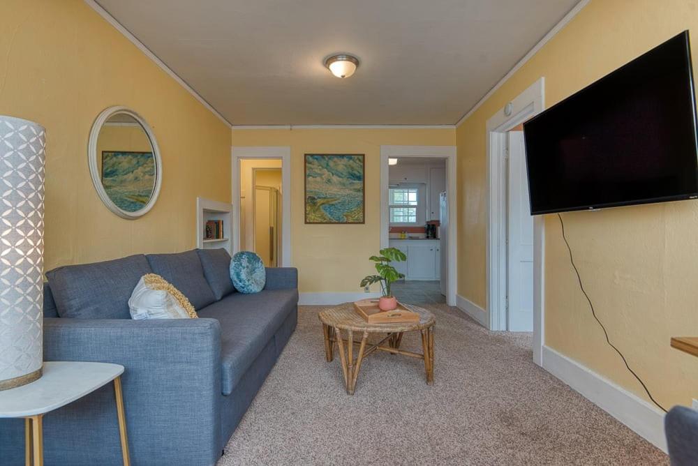 #Stayinmydistrict Heritage House Apt Coos Bay Buitenkant foto